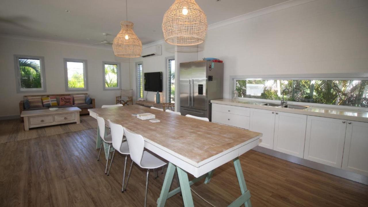 Sandy Toes Beach House Horseshoe Bay Exterior photo