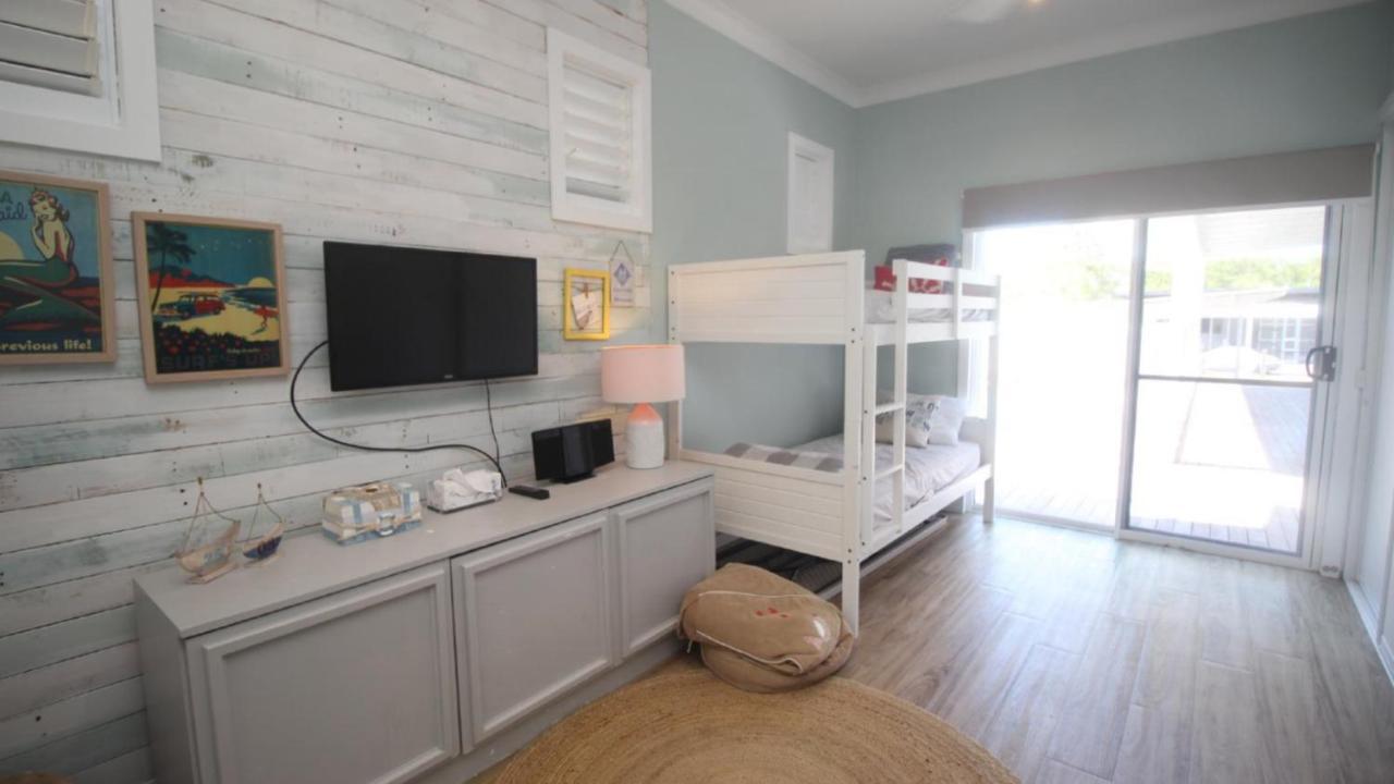 Sandy Toes Beach House Horseshoe Bay Exterior photo